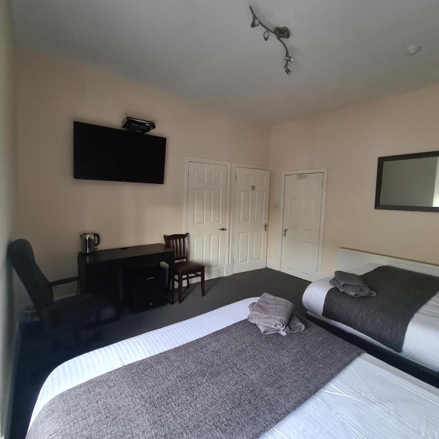 The Beath Inn Cowdenbeath エクステリア 写真
